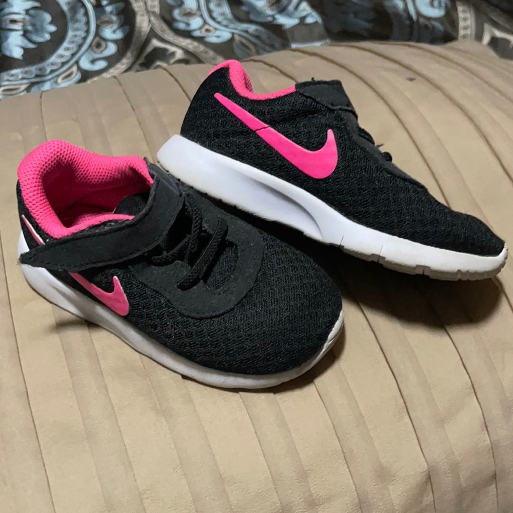 Nike shoes 8C-toddler